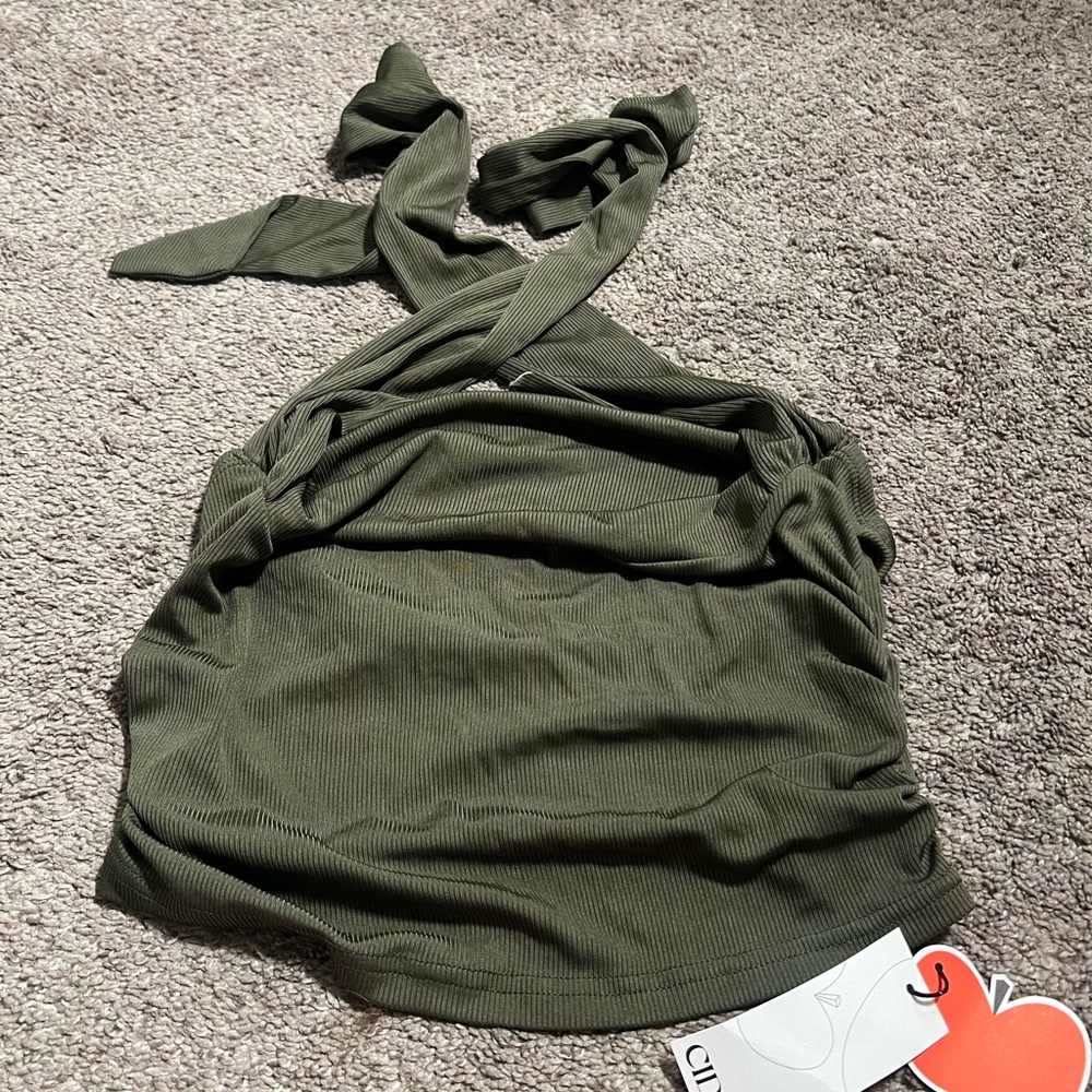 Green Halter Neck Women Top - Picture 2 of 2